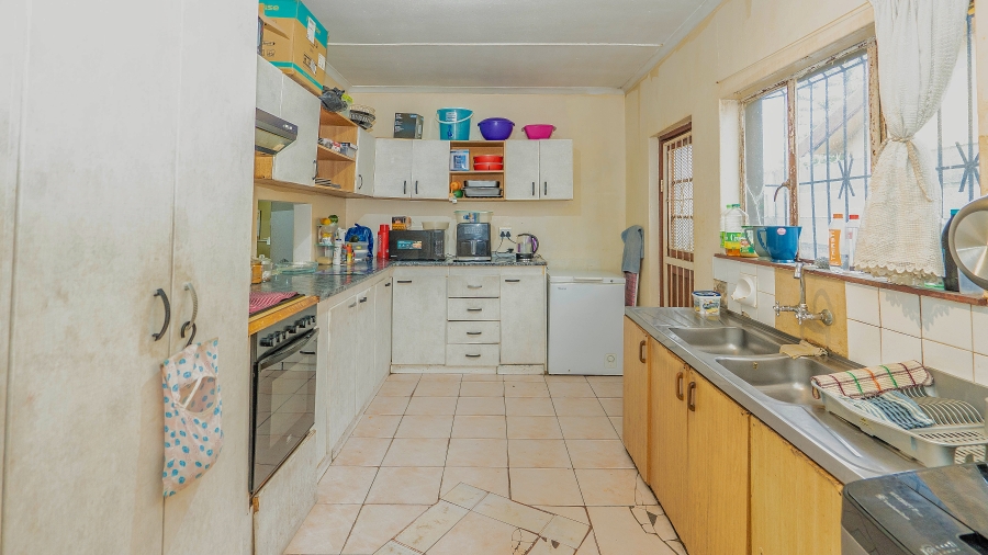 4 Bedroom Property for Sale in Summerville Western Cape